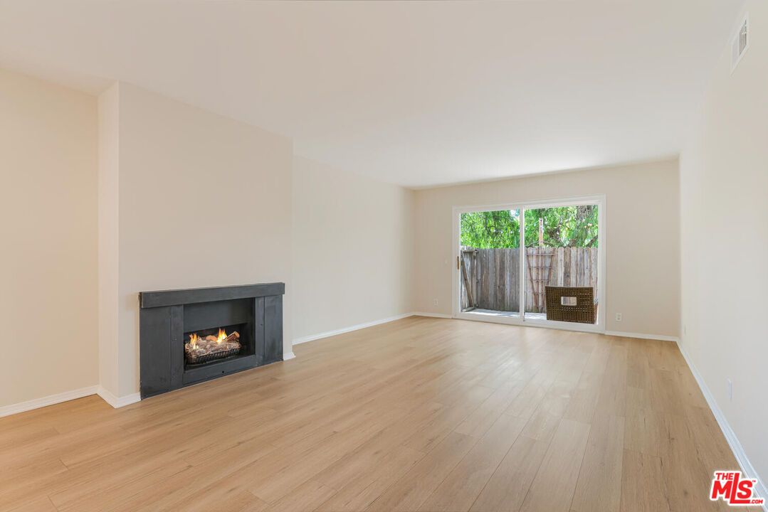6475 Kanan Dume Road Malibu, CA 90265 - Photo 2 of 17