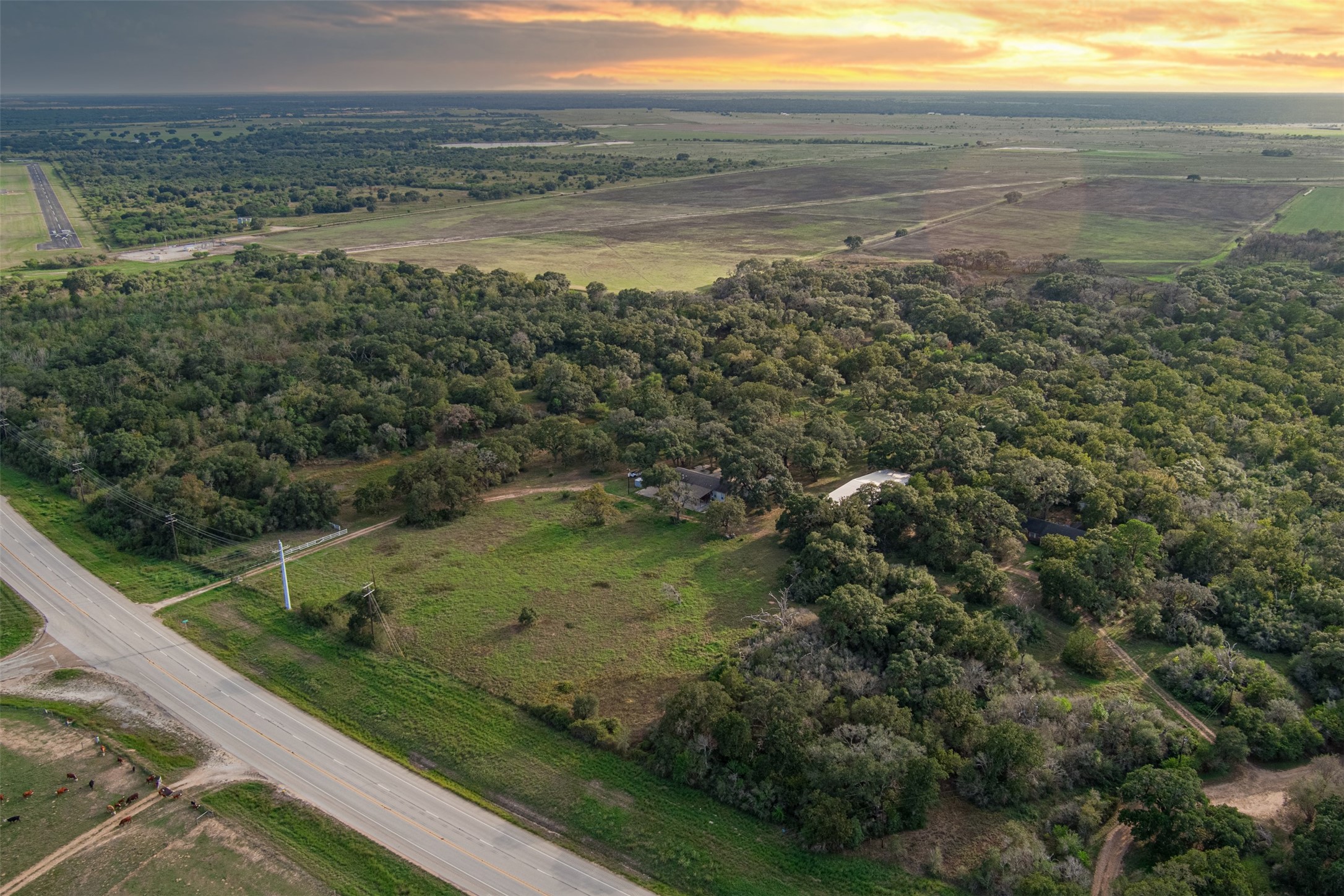 4636 Highway 71 Columbus, TX 78934 - Photo 7 of 50 a view of beach and ocean