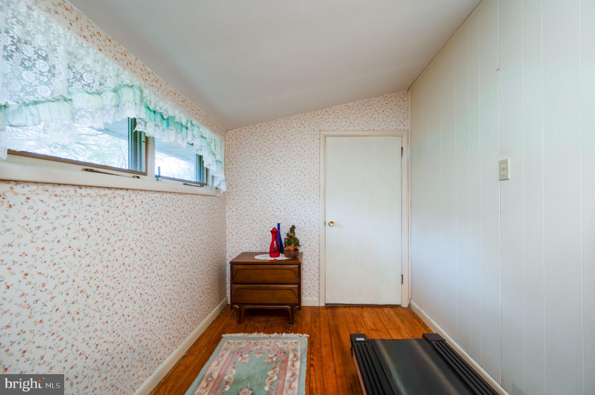 1430 Logan Street Reading, PA 19607 - Photo 16 of 34