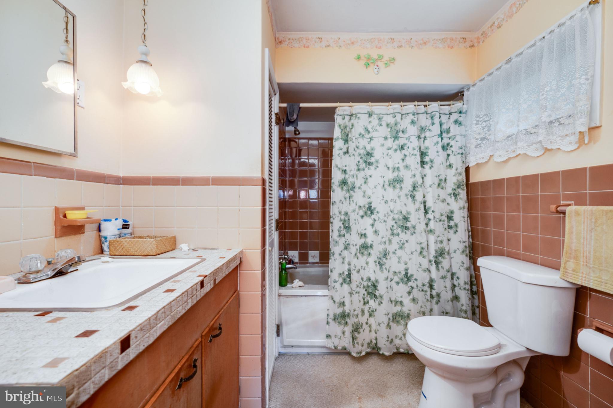 1430 Logan Street Reading, PA 19607 - Photo 20 of 34