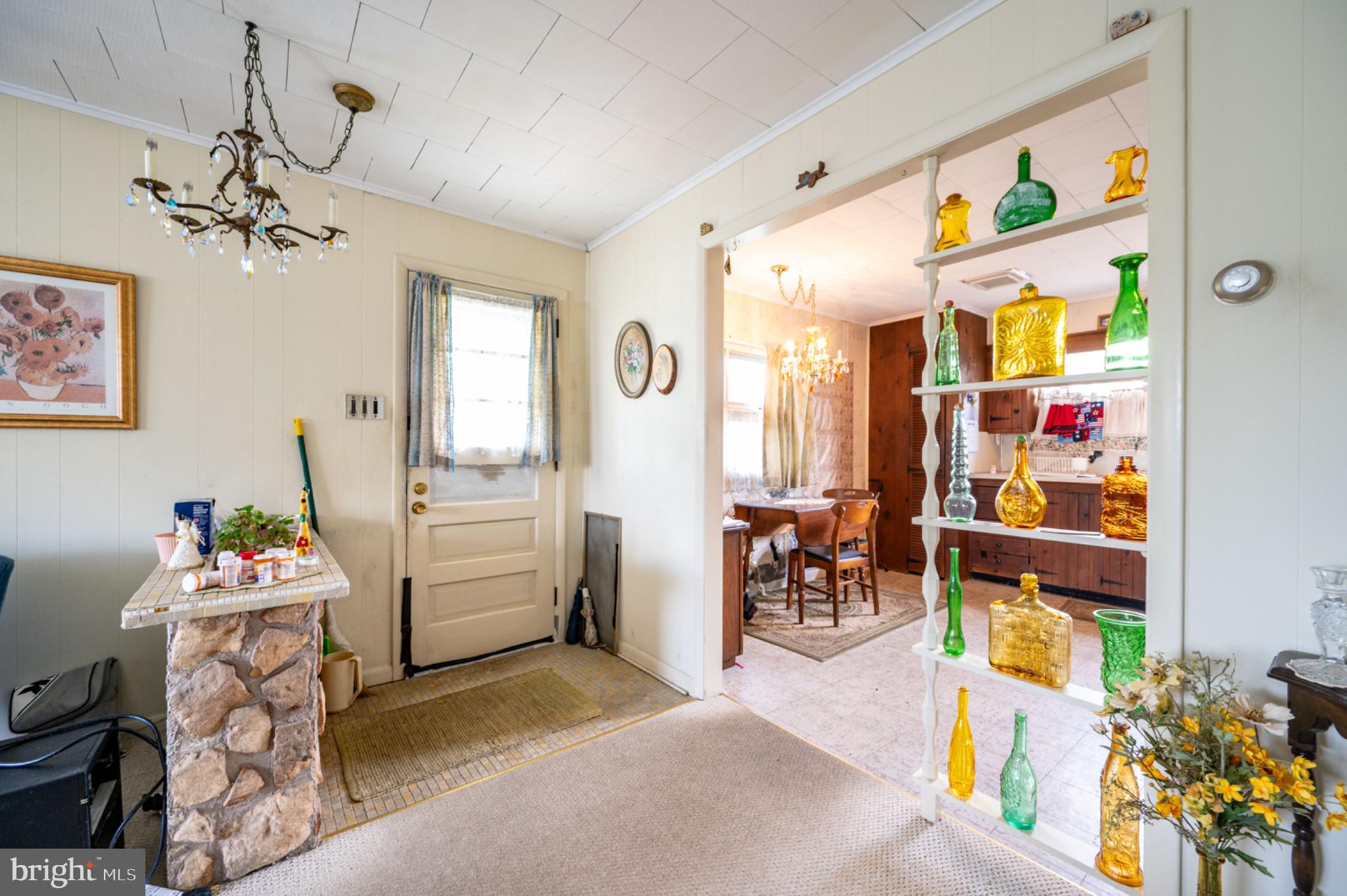 1430 Logan Street Reading, PA 19607 - Photo 6 of 34