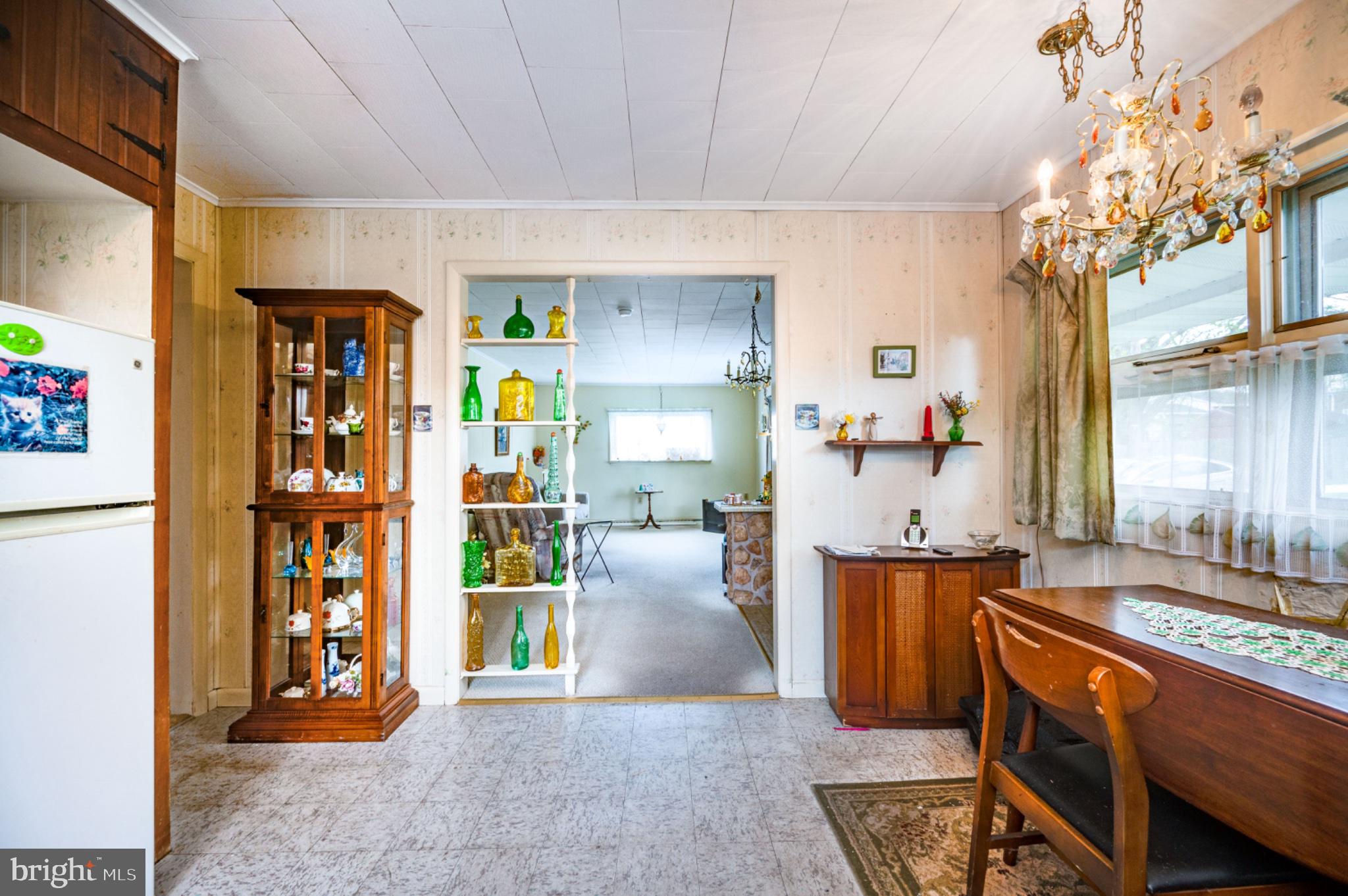 1430 Logan Street Reading, PA 19607 - Photo 7 of 34