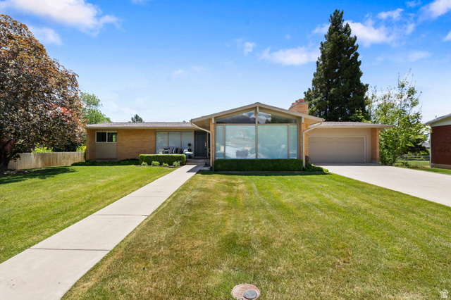 576 East 3950 North Provo, UT 84604 - Photo 3 of 47