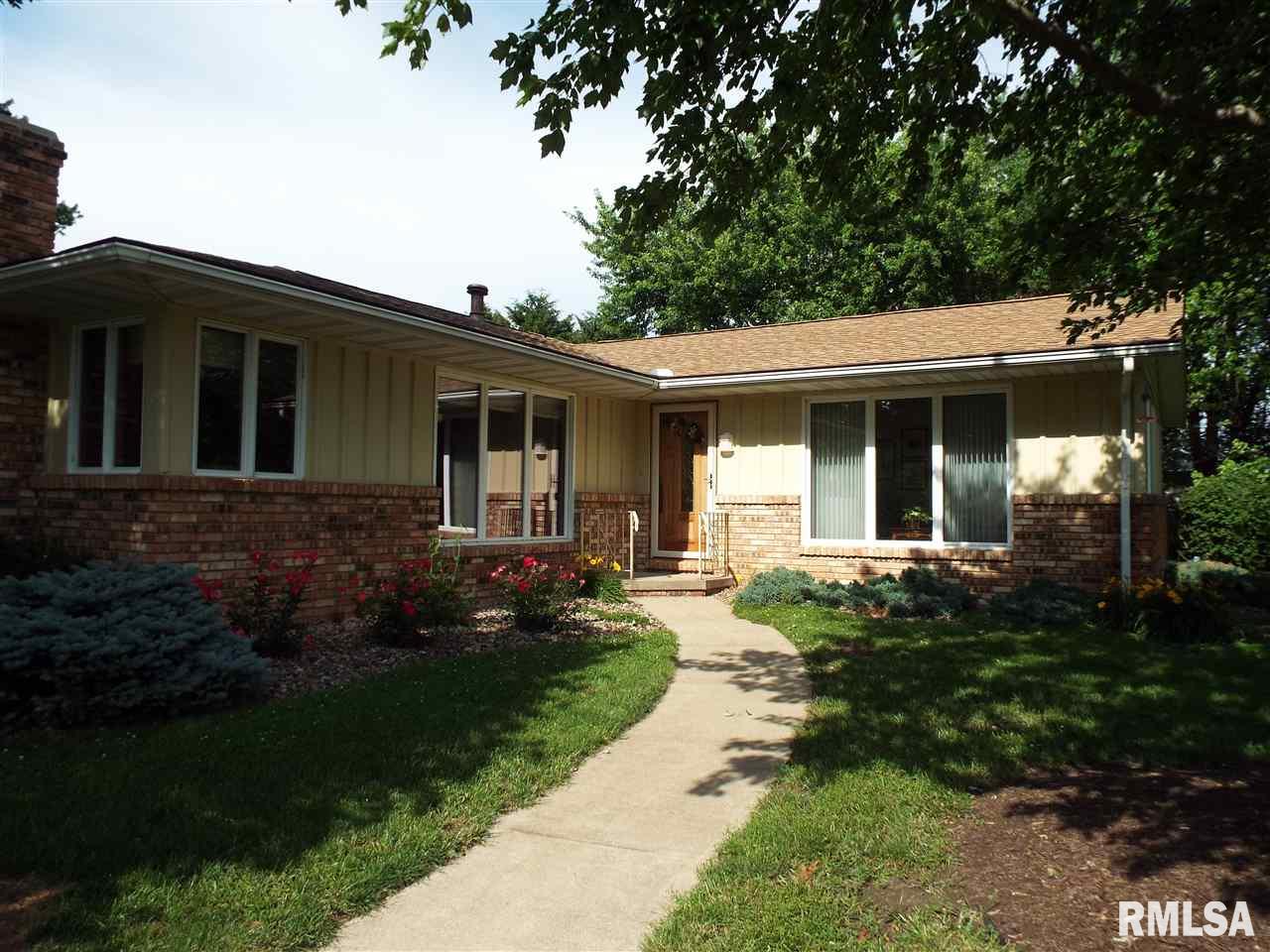 26872 Allentown Road Tremont, IL 61568 - Photo 2 of 33