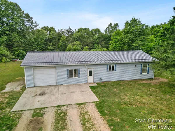 $168,500 | 260 Gilbert Street, Mecosta, MI 49332