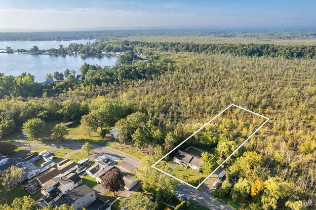 $286,000 | 6330 Muskrat Bay Road, Cicero, NY 13029