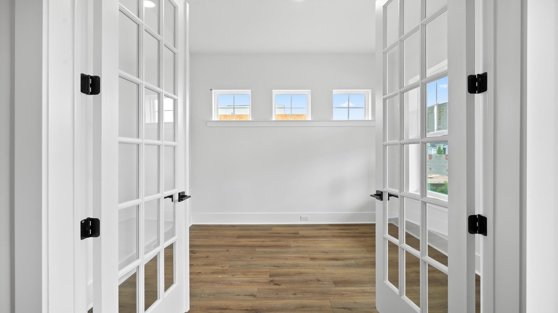 135 Summerwind Drive Summerville, SC 29486 - Photo 8 of 10 Office_