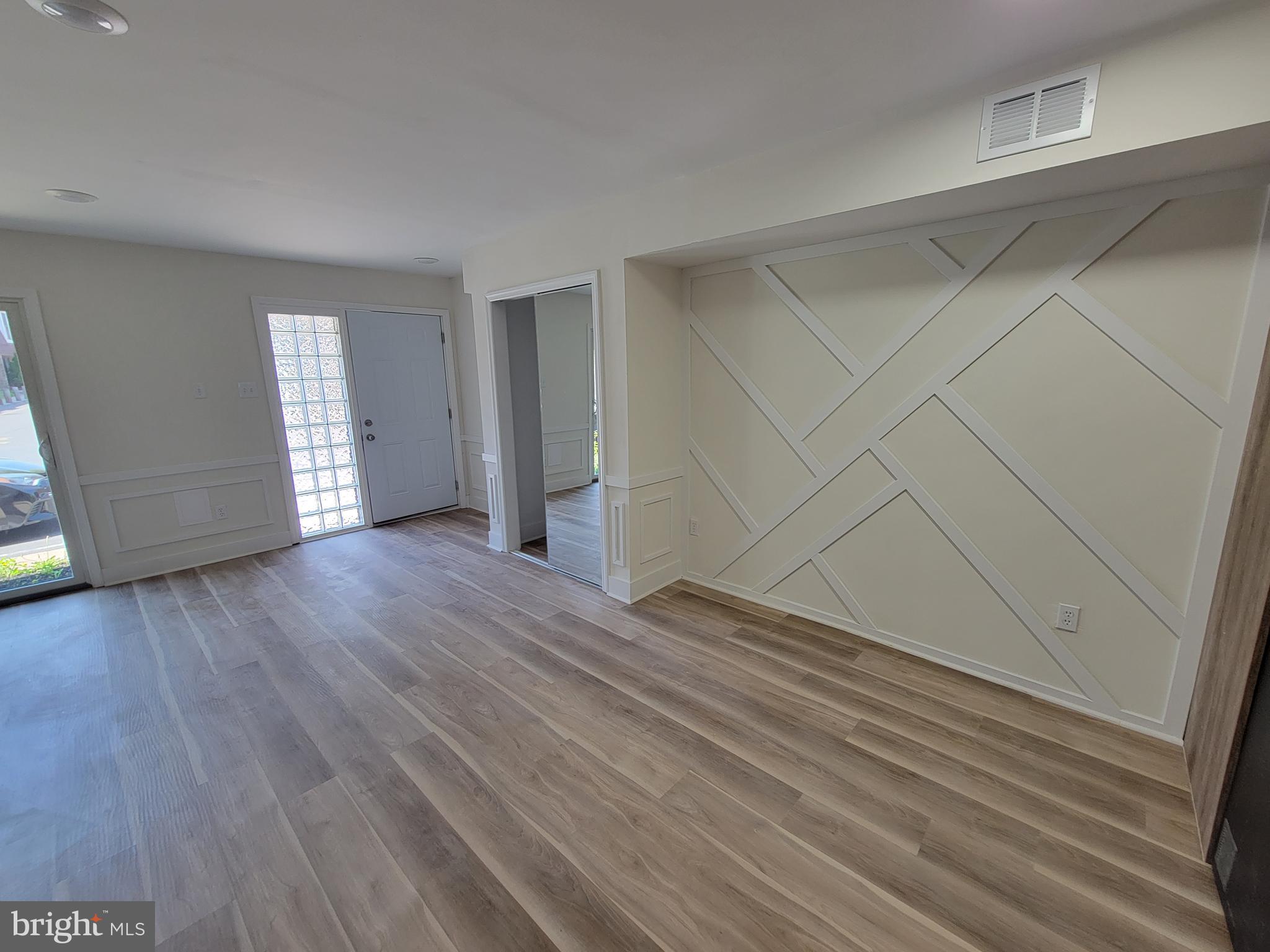 11893 Academy Road, Unit J8 Philadelphia, PA 19154 - Photo 5 of 11