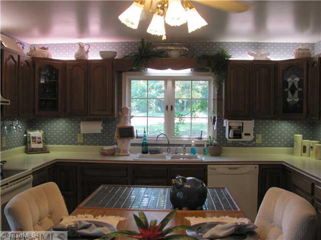 6100 Meadow Bluff Lane Oak Ridge, NC 27310 - Photo 6 of 16 Kitchen.