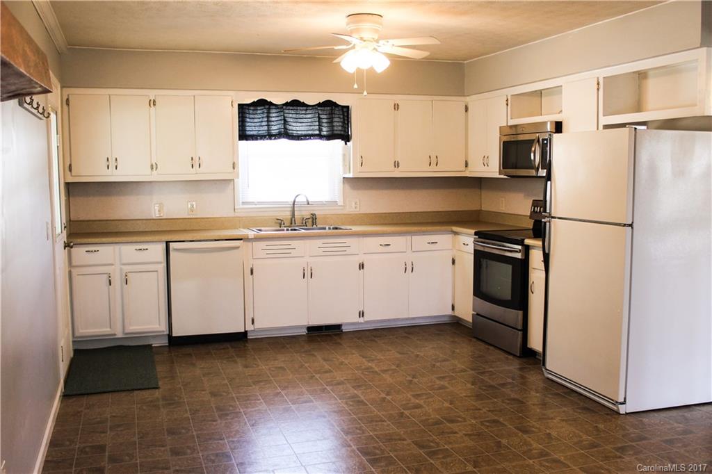 74 Lower Christ School Road Fletcher, NC 28732 - Photo 5 of 24 Gallery Image 5