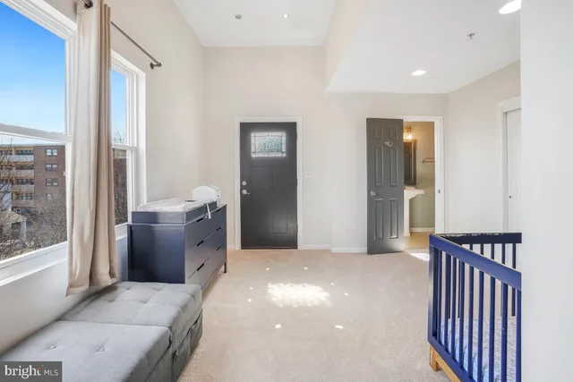 $680,000 | 1377 K Street Southeast, Unit 2, Washington, DC 20003