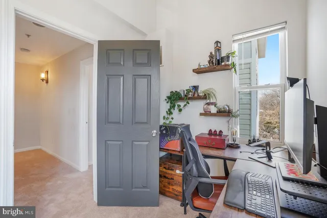 $680,000 | 1377 K Street Southeast, Unit 2, Washington, DC 20003