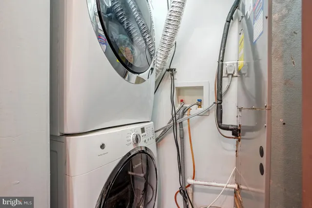 $680,000 | 1377 K Street Southeast, Unit 2, Washington, DC 20003