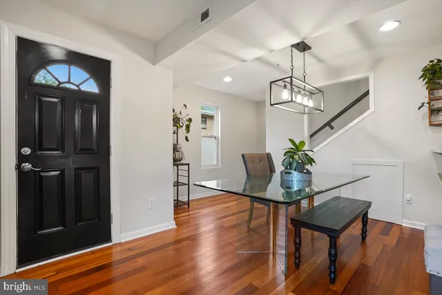 $680,000 | 1377 K Street Southeast, Unit 2, Washington, DC 20003