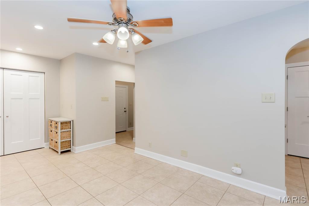 445 South Railway Street Mascoutah, IL 62258 - Photo 28 of 51