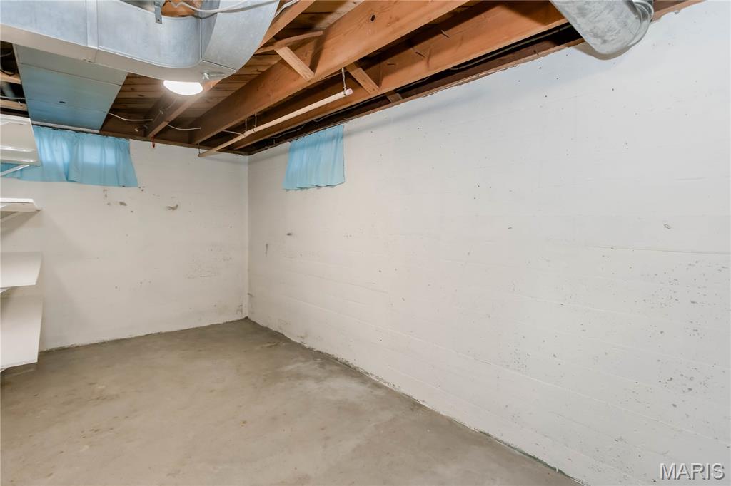 445 South Railway Street Mascoutah, IL 62258 - Photo 36 of 51