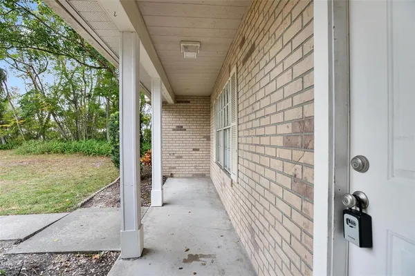 $325,000 | 500 North Kansas Avenue, DeLand, FL 32724