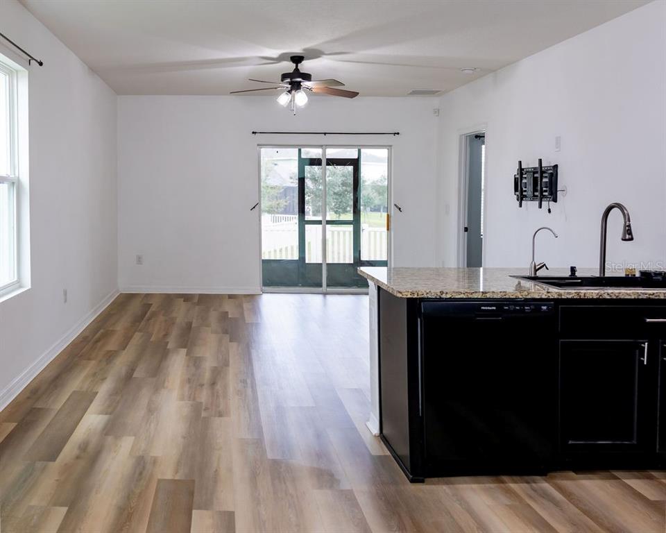 8089 Pelican Reed Circle Wesley Chapel, FL 33545 - Photo 11 of 61