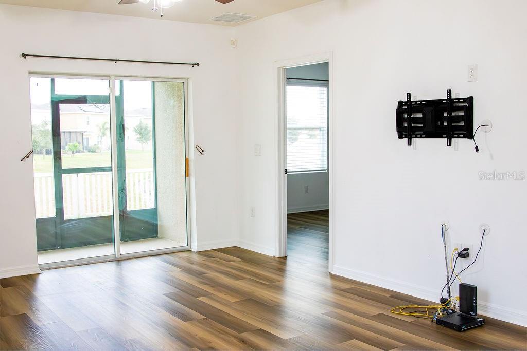 8089 Pelican Reed Circle Wesley Chapel, FL 33545 - Photo 12 of 61