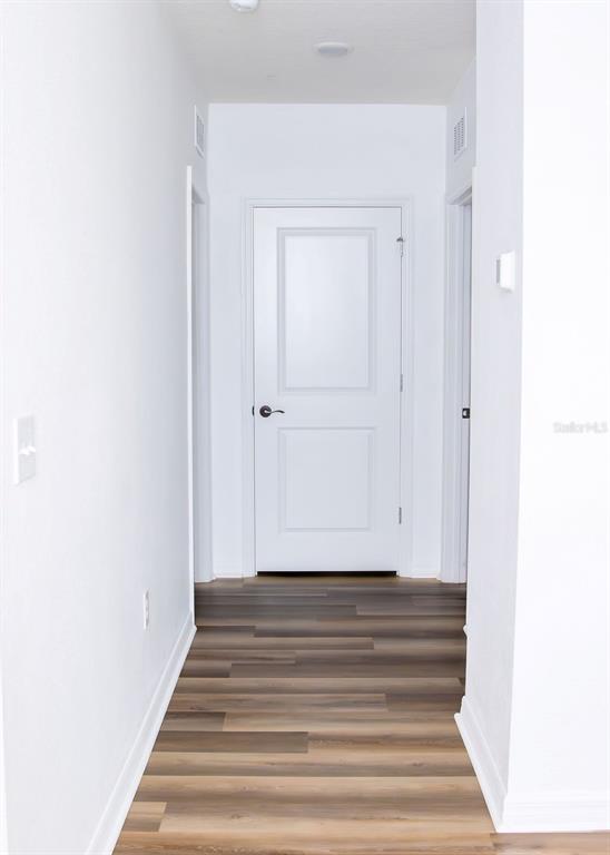 8089 Pelican Reed Circle Wesley Chapel, FL 33545 - Photo 13 of 61