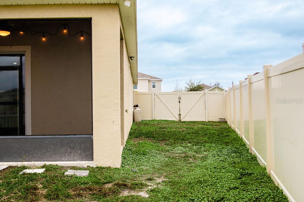 8089 Pelican Reed Circle Wesley Chapel, FL 33545 - Photo 40 of 61