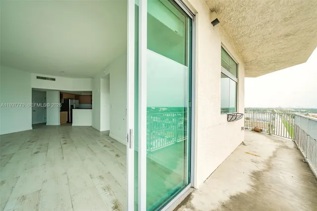$2,650 | 140 South Dixie Highway, Unit 1011, Hollywood, FL 33020