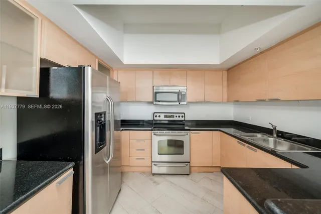 $2,650 | 140 South Dixie Highway, Unit 1011, Hollywood, FL 33020