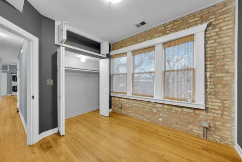 $270,000 | 4241 North Kimball Avenue, Unit 2, Chicago, IL 60618