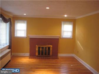 309 Lilac Lane Delanco, NJ 08075 - Photo 2 of 10 Gallery Image 2
