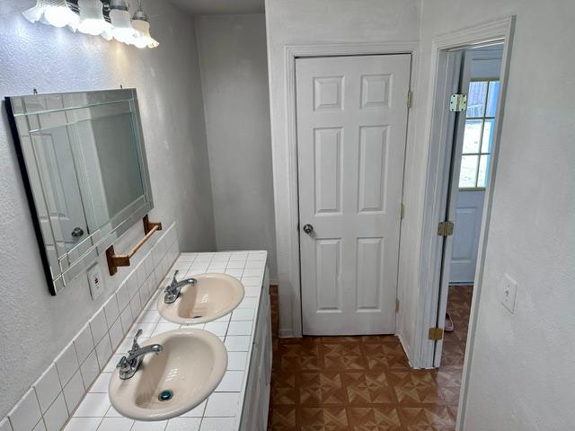 2012 Robertson Road Modesto, CA 95351 - Photo 15 of 35 Gallery Image 15