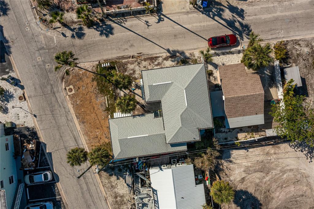 134 86th Avenue Treasure Island, FL 33706 - Photo 5 of 10