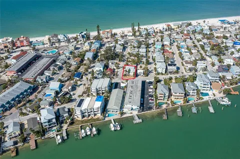 $999,000 | 134 86th Avenue, Treasure Island, FL 33706