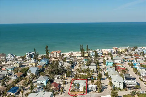 $999,000 | 134 86th Avenue, Treasure Island, FL 33706