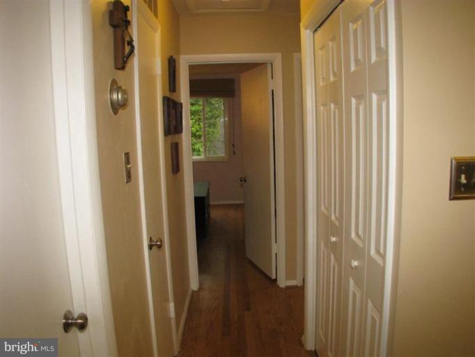 7609 Hamlet Street Springfield, VA 22151 - Photo 13 of 28 Hallway