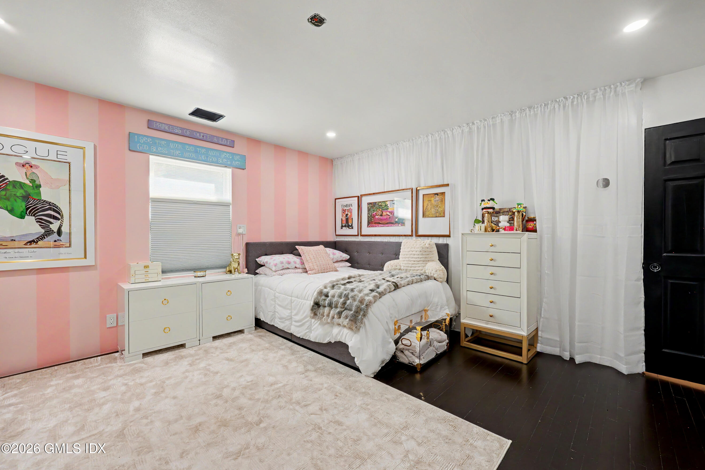 84 Hunting Ridge Road Greenwich, CT 06831 - Photo 21 of 37 Bedroom