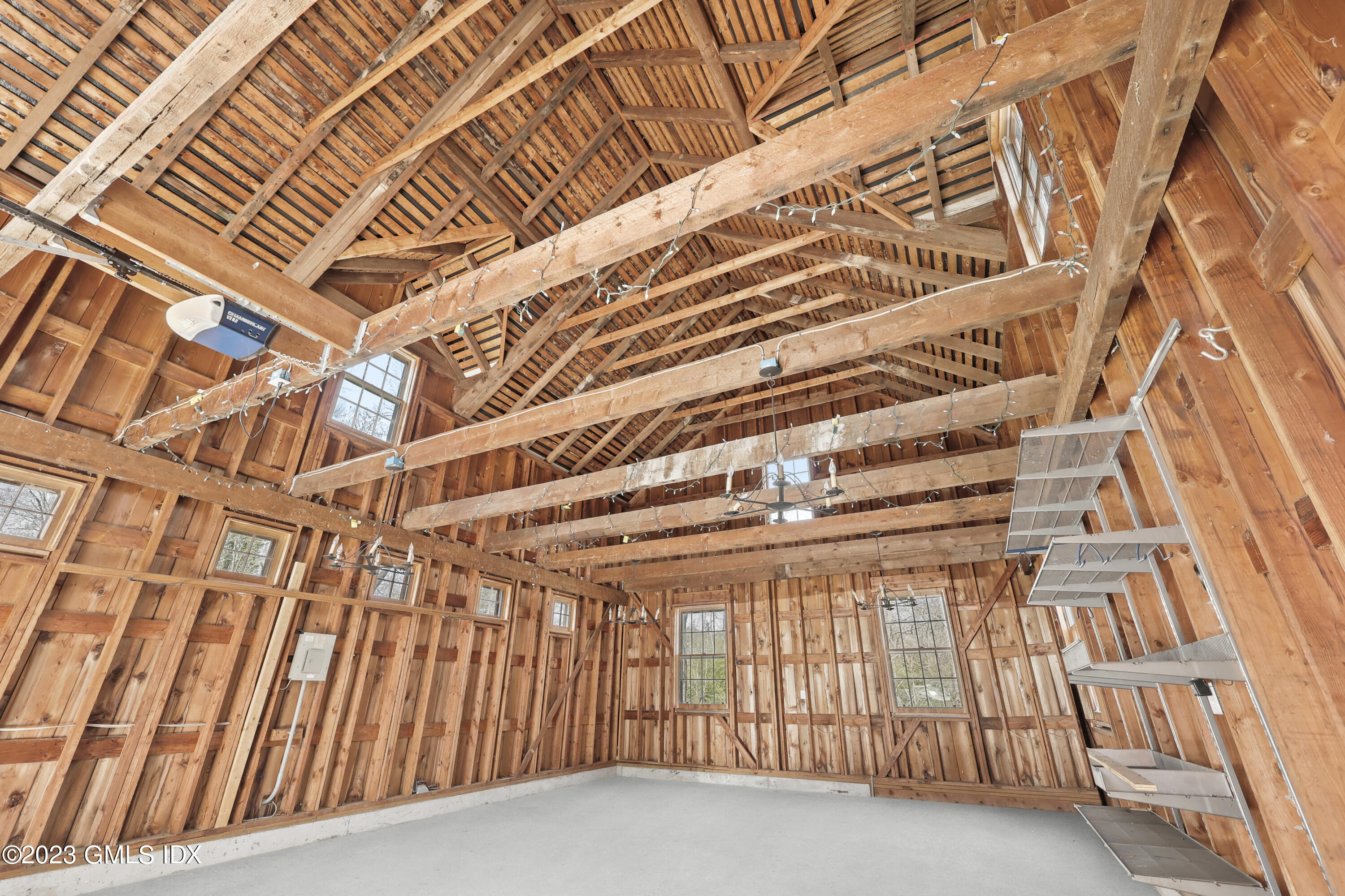 31 Fairfield Road Greenwich, CT 06830 - Photo 21 of 28 front view of a building