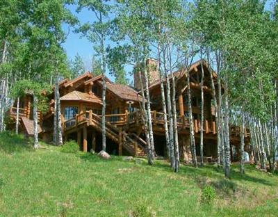 a view of front of house with a yard