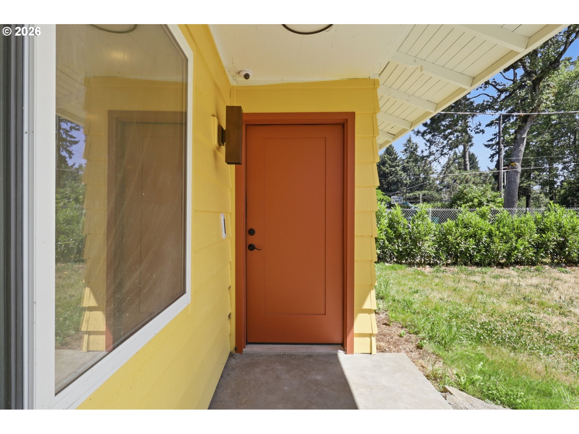 14305 Southeast River Road Milwaukie, OR 97267 - Photo 3 of 36