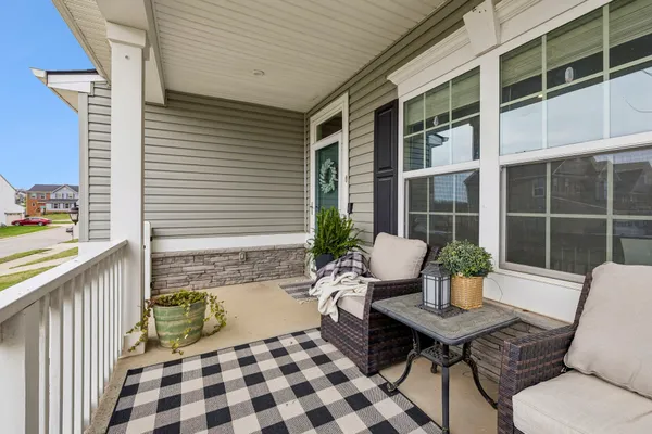 $459,999 | 3037 Persimmon Street, Columbia, TN 38401