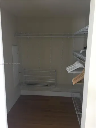 $5,100 | 185 Southwest 7th Street, Unit 1511, Miami, FL 33130