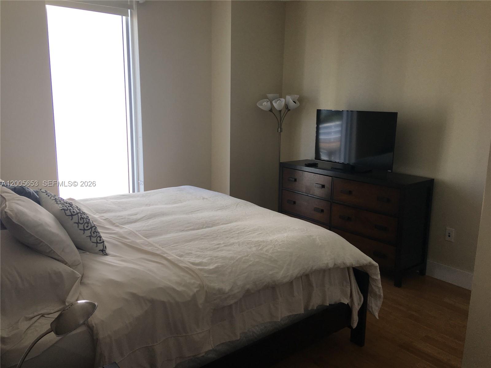 185 Southwest 7th Street, Unit 1511 Miami, FL 33130 - Photo 4 of 21