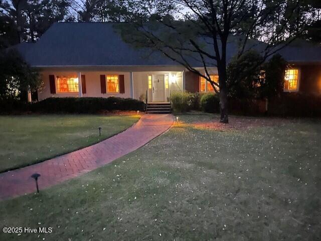 80 Wilson Road Pinehurst, NC 28374 - Photo 4 of 74 Entry at Dusk