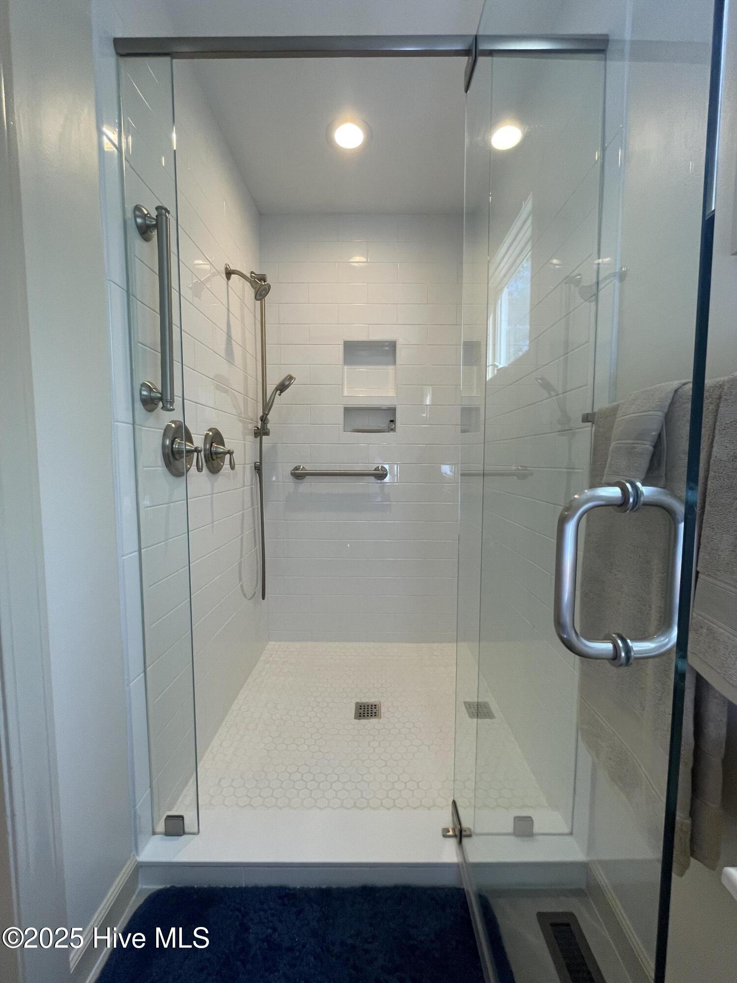 80 Wilson Road Pinehurst, NC 28374 - Photo 55 of 74 Owner's Shower