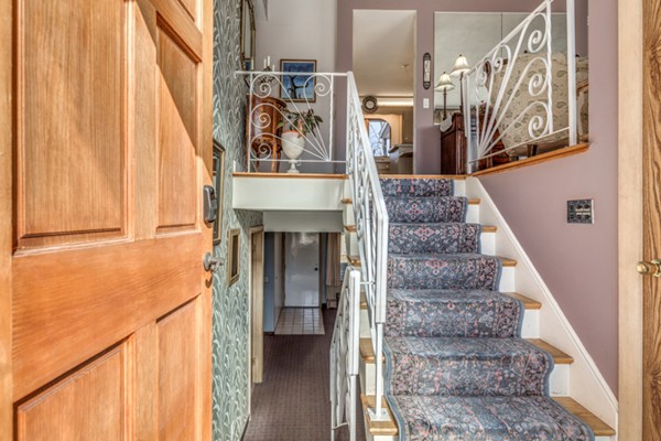 15 Graystone Road Stoneham, MA 02180 - Photo 6 of 30 Gallery Image 6
