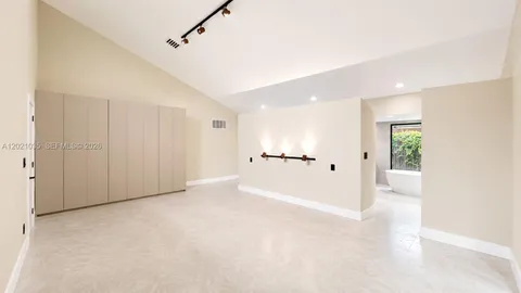$1,900,000 | 2765 Northeast 35th Drive, Fort Lauderdale, FL 33308