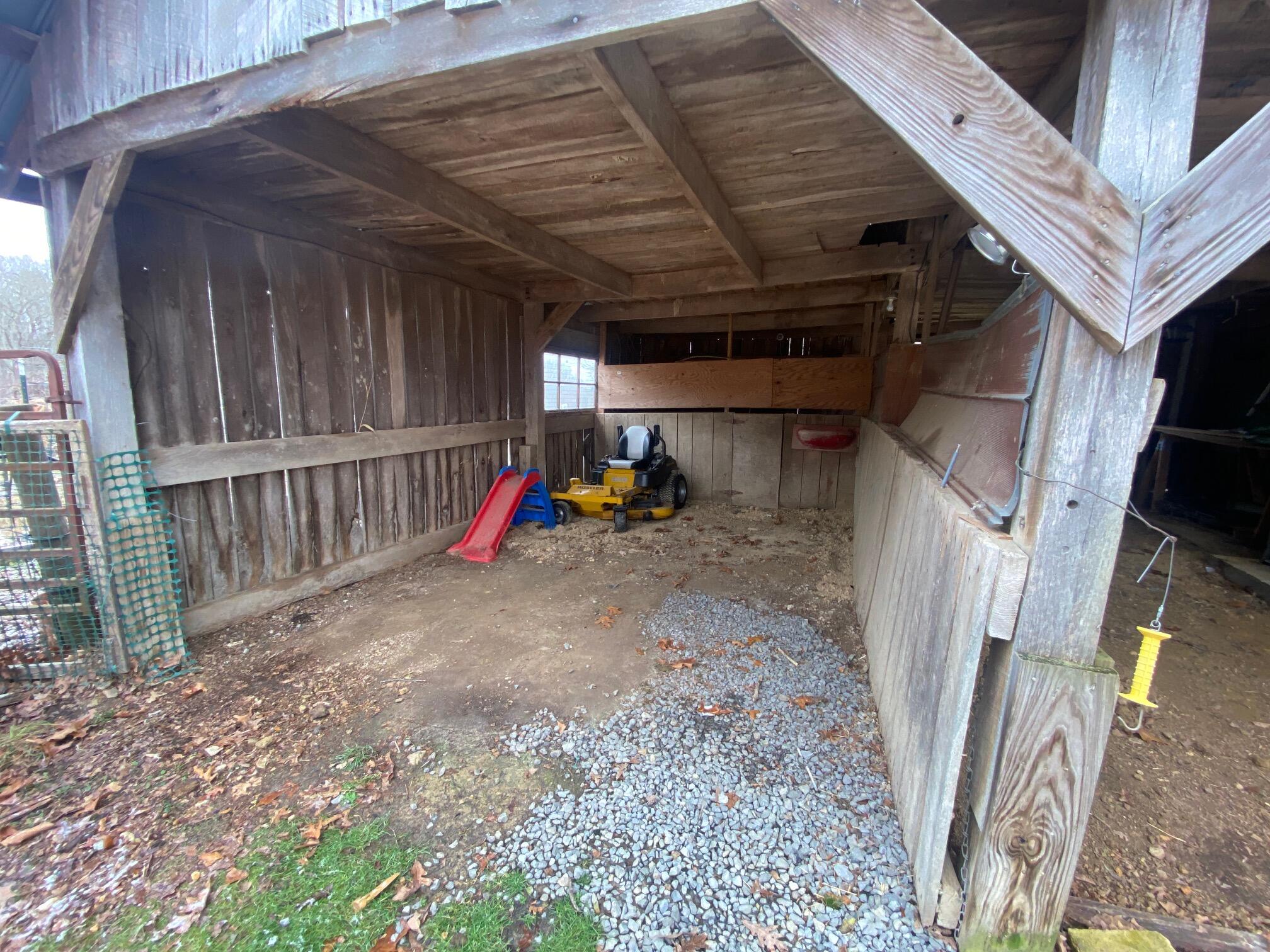 594 Private Road Lewisburg, WV 24901 - Photo 77 of 104 Gallery Image 77