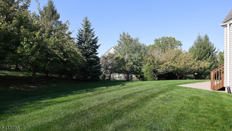 9 Pitcher Point Somerset, NJ 08873 - Photo 25 of 31