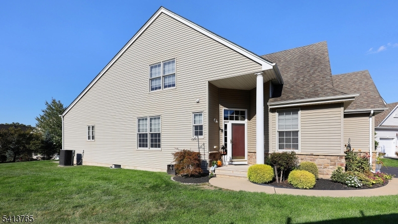 9 Pitcher Point Somerset, NJ 08873 - Photo 3 of 31