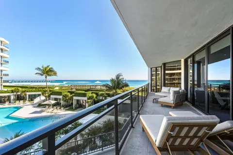 $3,995,000 | 3100 South Ocean Boulevard, Unit 201S, Palm Beach, FL 33480