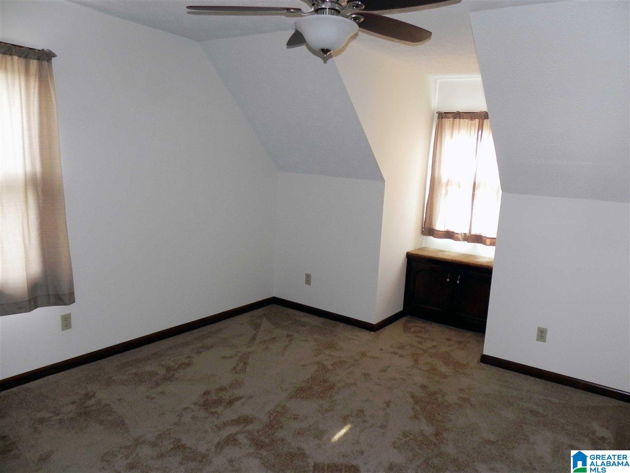 1703 Roundhill Road Weaver, AL 36277 - Photo 17 of 37